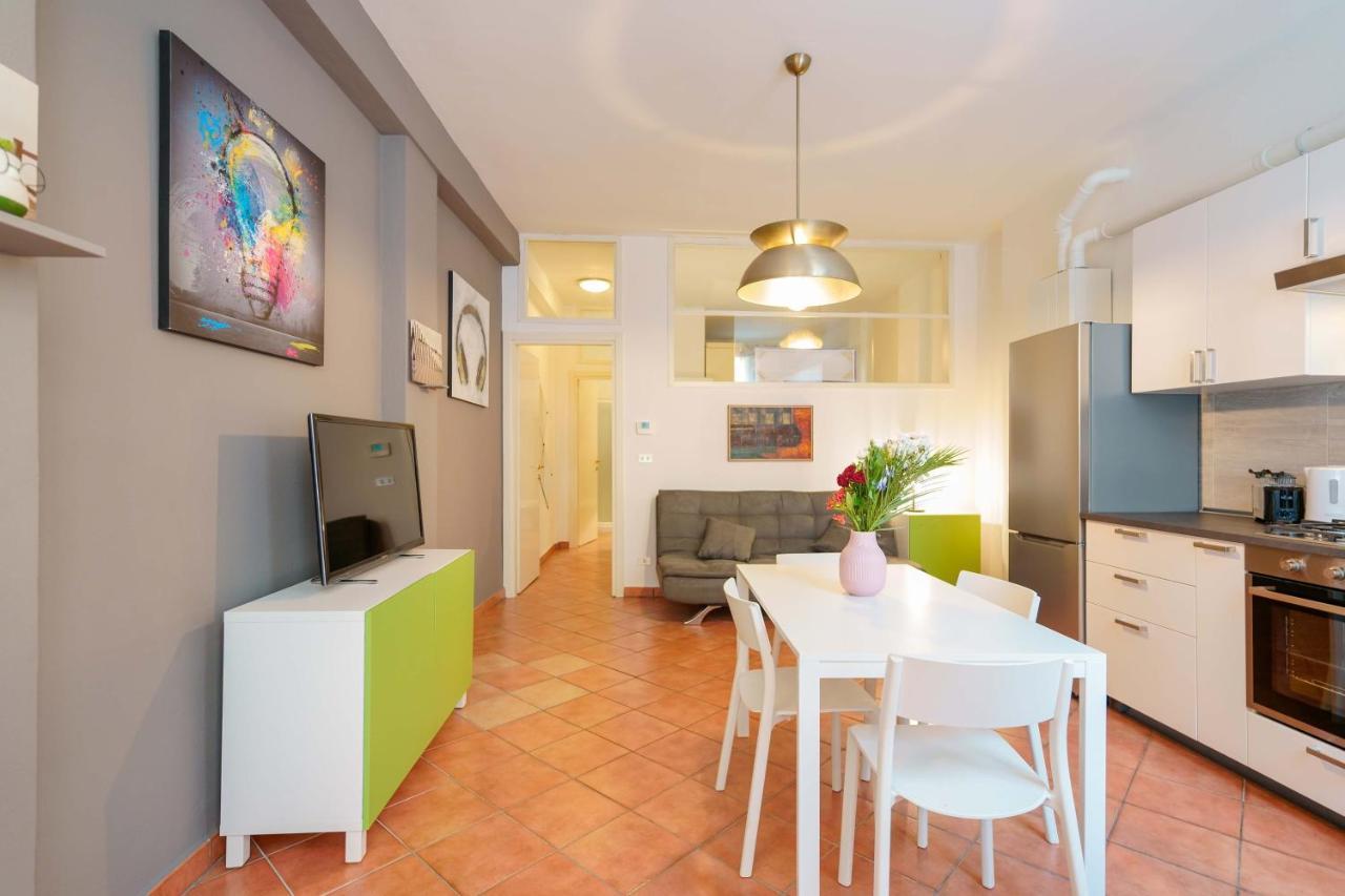 Zamboni 58 Apartment - Zona Movida Болонья Екстер'єр фото