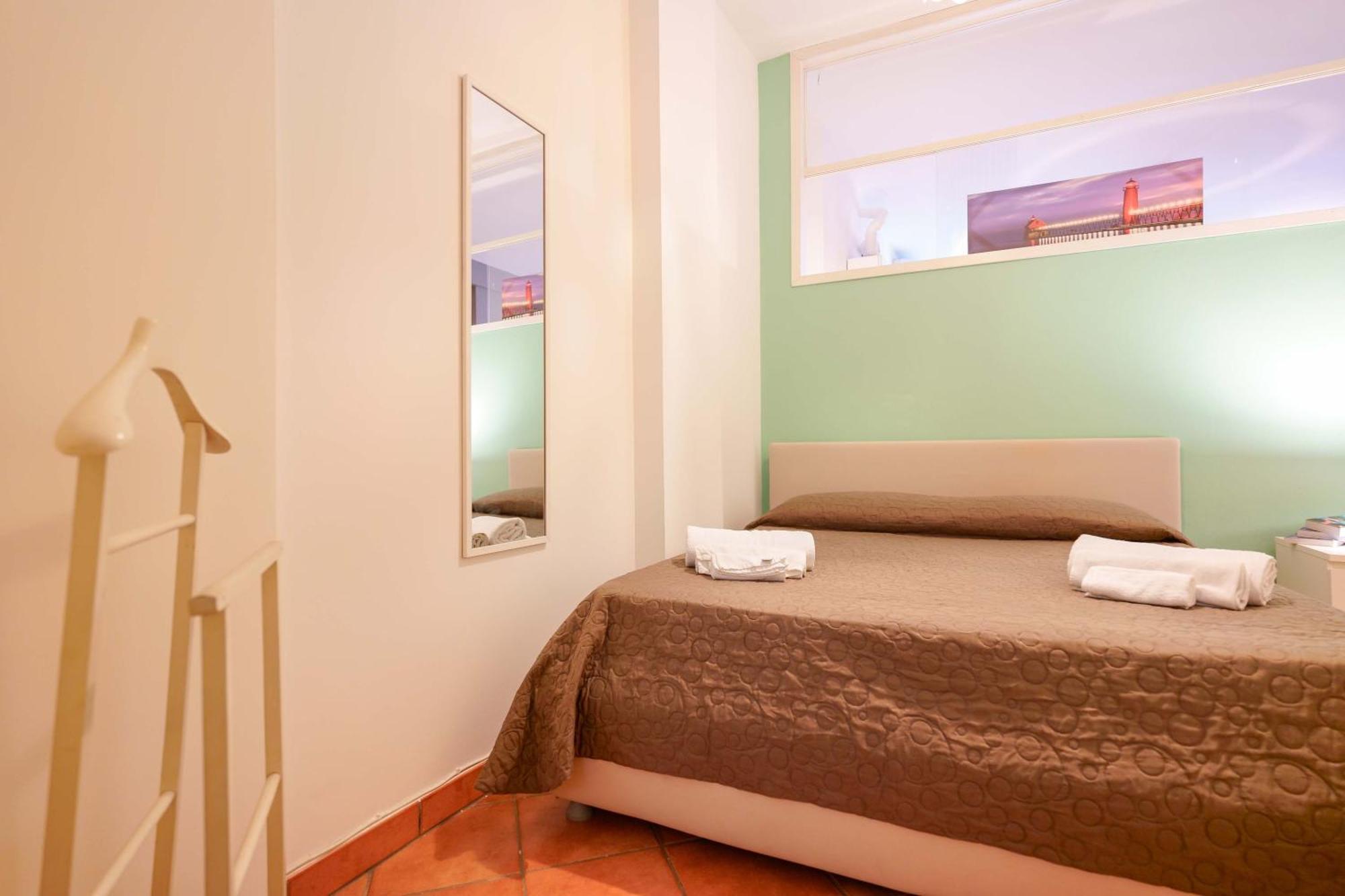 Zamboni 58 Apartment - Zona Movida Болонья Екстер'єр фото