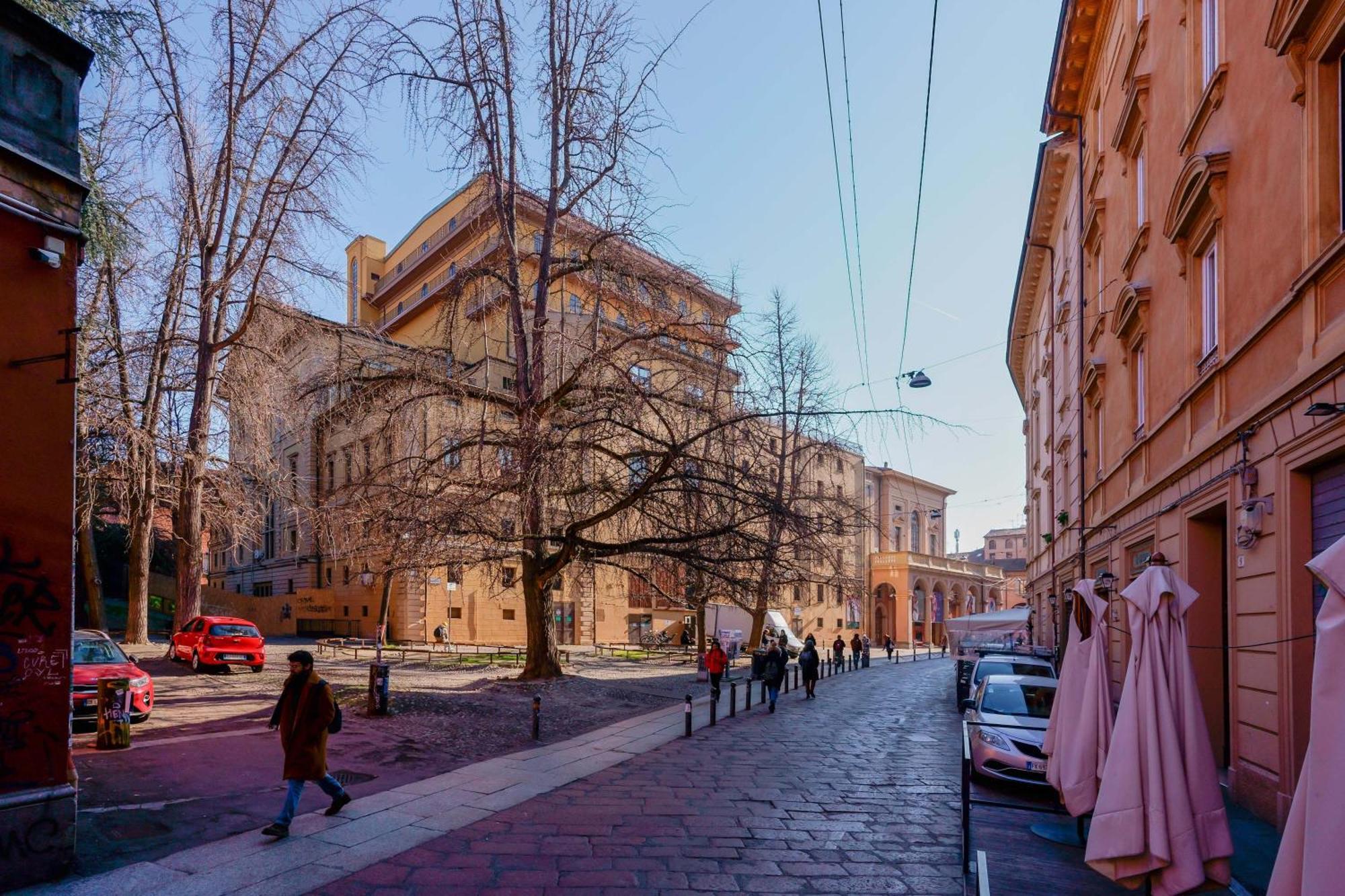 Zamboni 58 Apartment - Zona Movida Болонья Екстер'єр фото